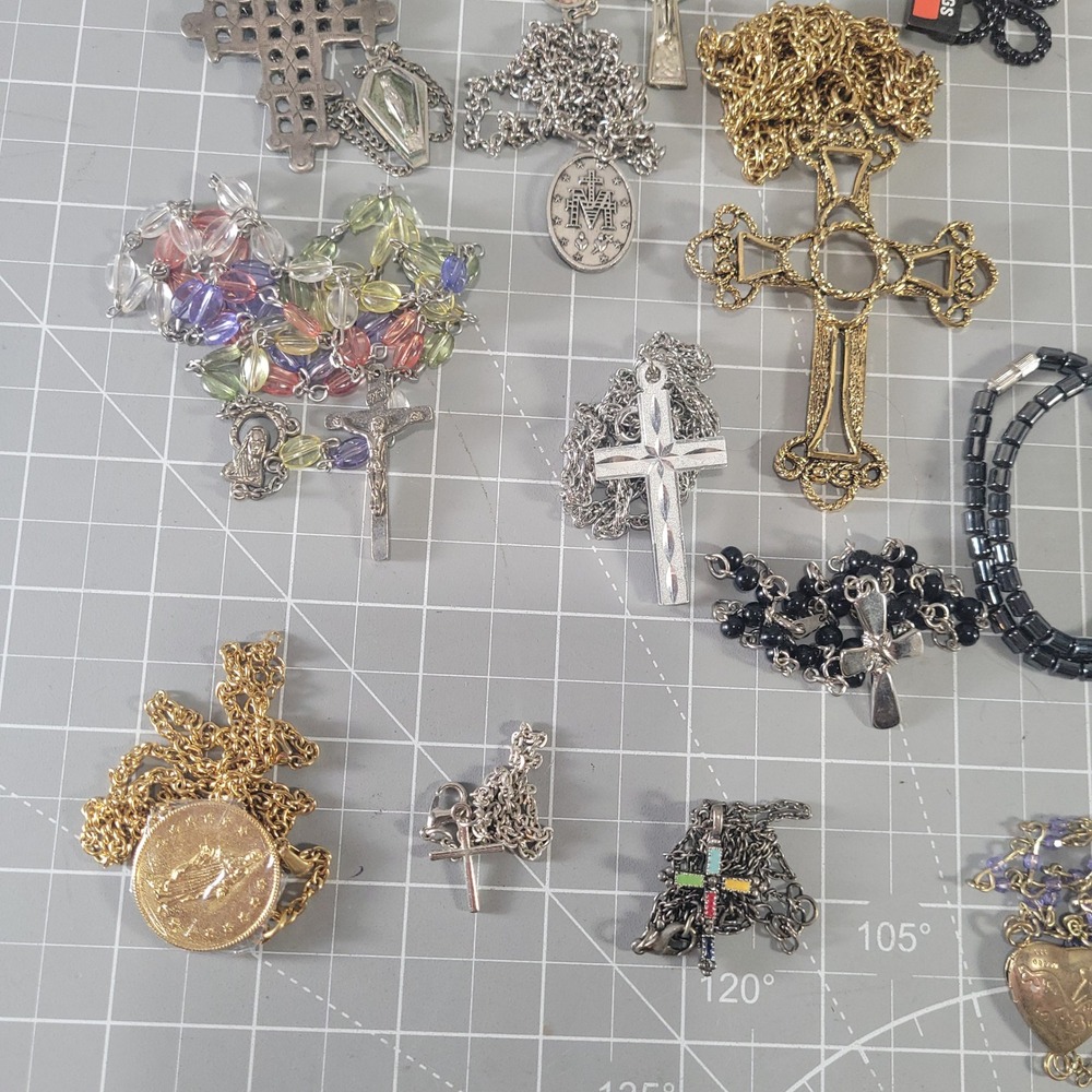 Religious Jewelry Lot 20+ Cross Necklaces Bracelets Rosaries Catholic Christian - Picture 5 of 11